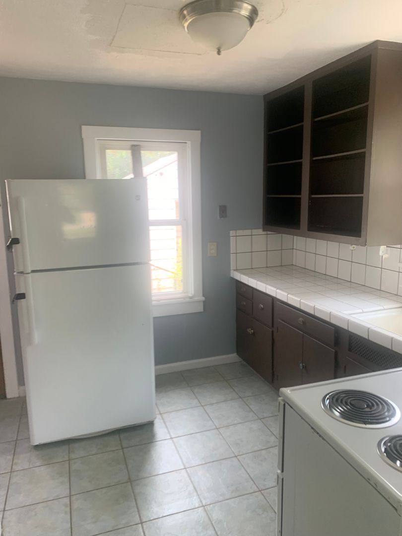 House for rent at 2440 Yale Blvd, Springfield, IL 62703