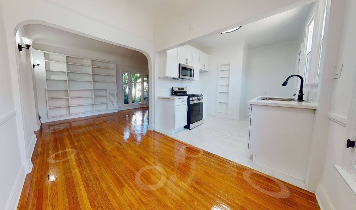 Apartment for rent at 1002 Sweetzer Ave, West Hollywood, CA 90069