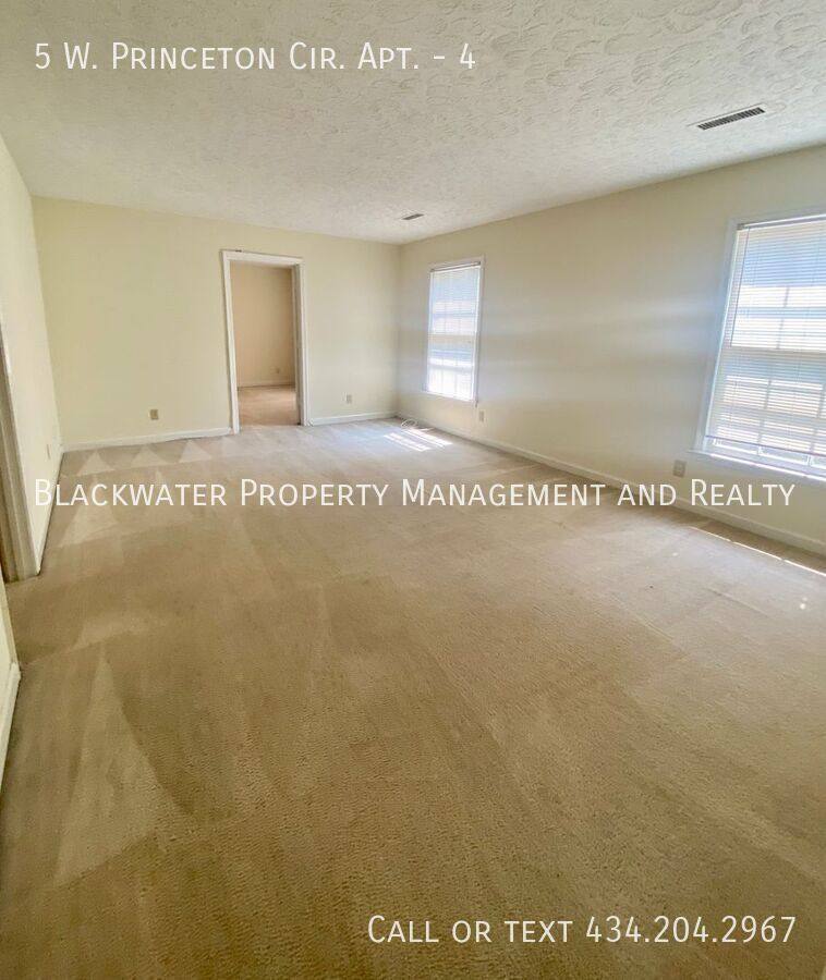 Apartment for rent at 5 W Princeton Circle #4, Lynchburg, VA 24503