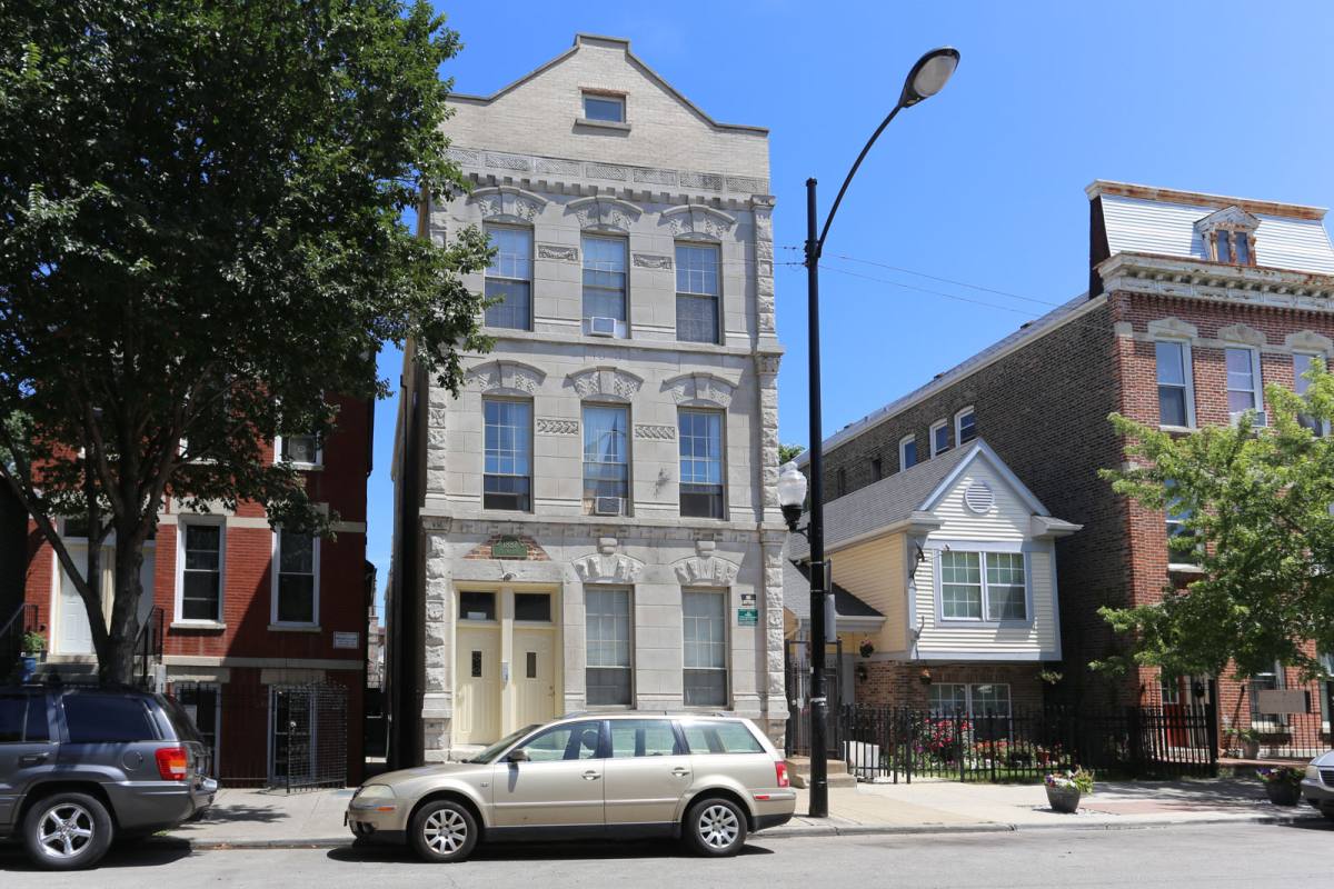 Apartment for rent at 1837 S Allport, Chicago, IL 60608