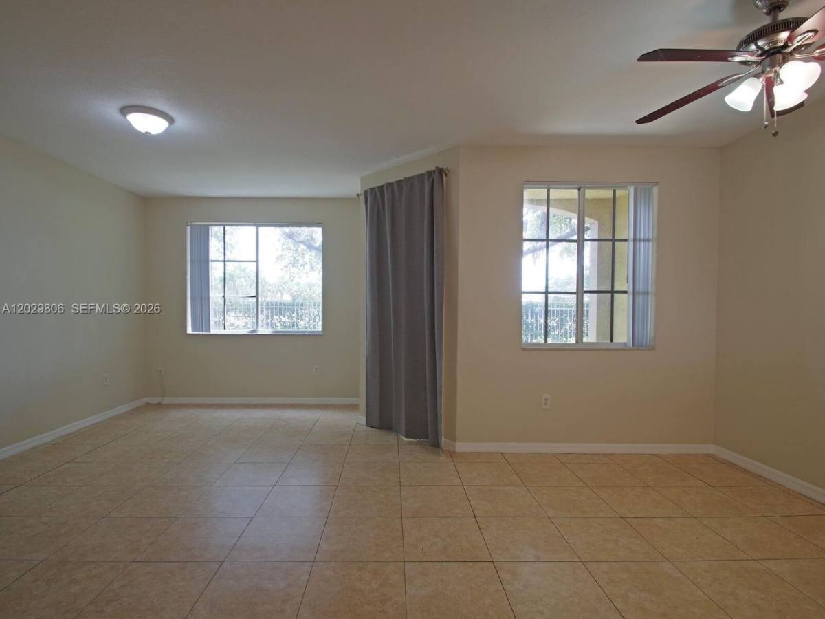 Townhouse for rent at 1904 SW 60th Ave, Pompano Beach, FL 33068