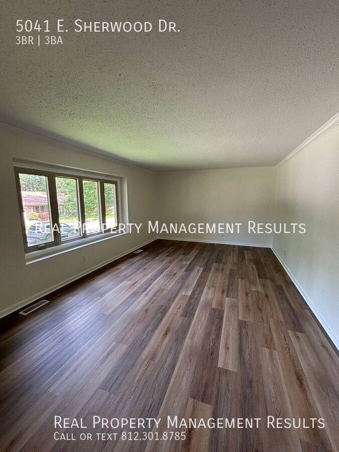 House for rent at 5041 E Sherwood Dr, Newburgh, IN 47630