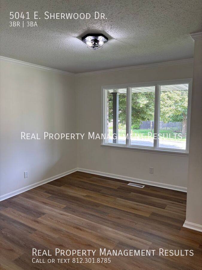 House for rent at 5041 E Sherwood Dr, Newburgh, IN 47630