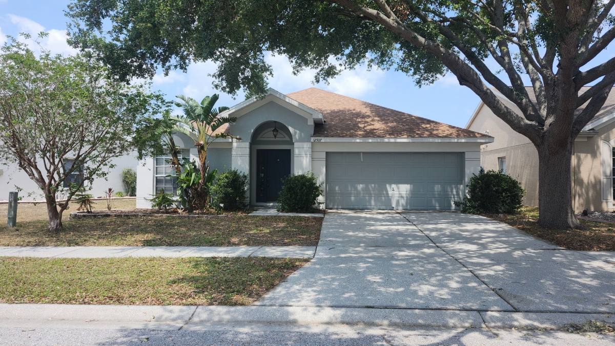 House for rent at 12507 Midpointe Dr, Riverview, FL 33578