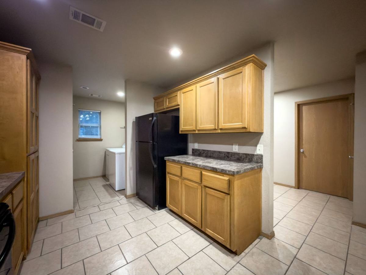 Apartment for rent at 908 N46th St, Fort Smith, AR 72903
