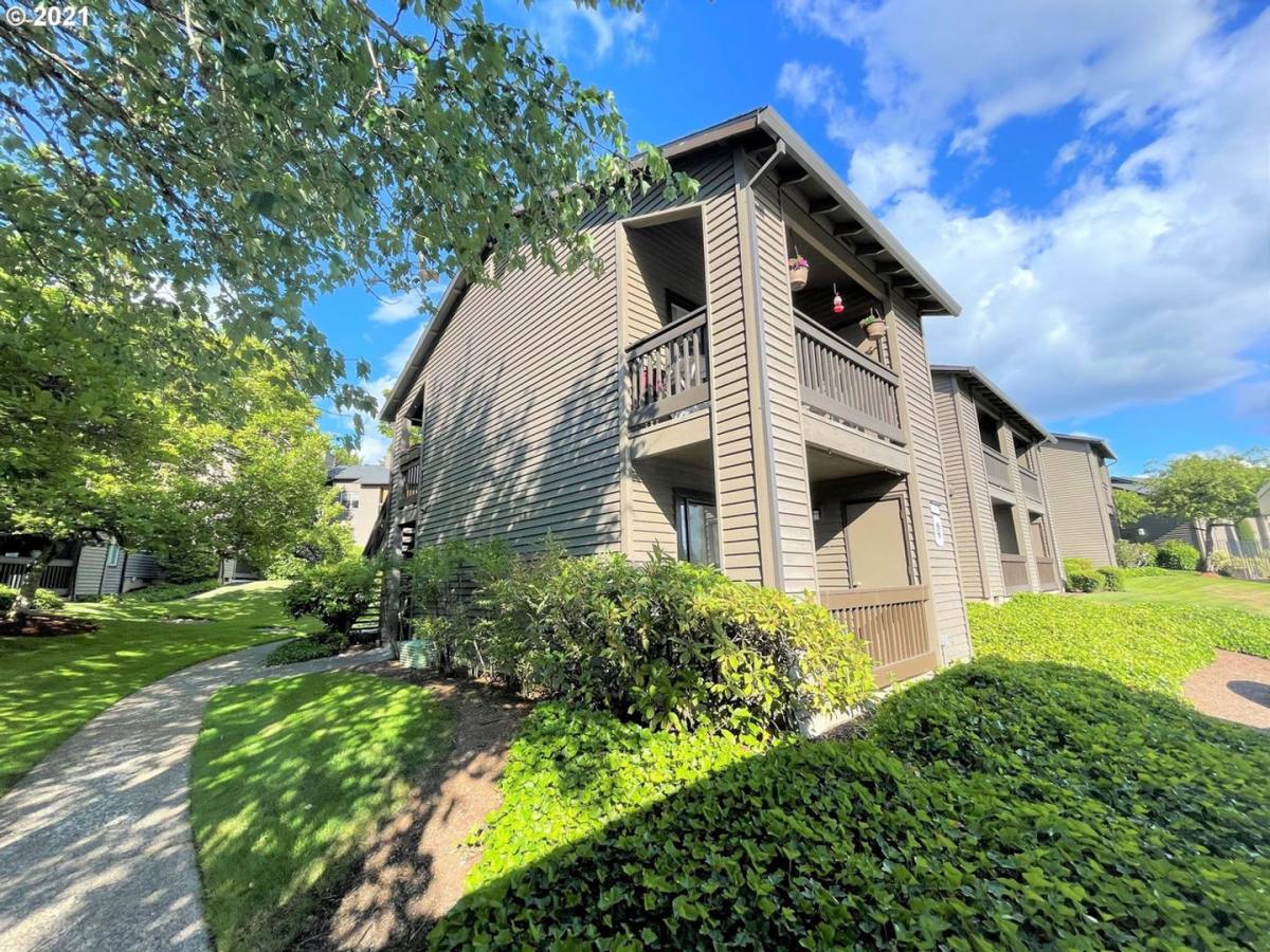 House for rent at 9410 SW 146th Terrace, Beaverton, OR 97007
