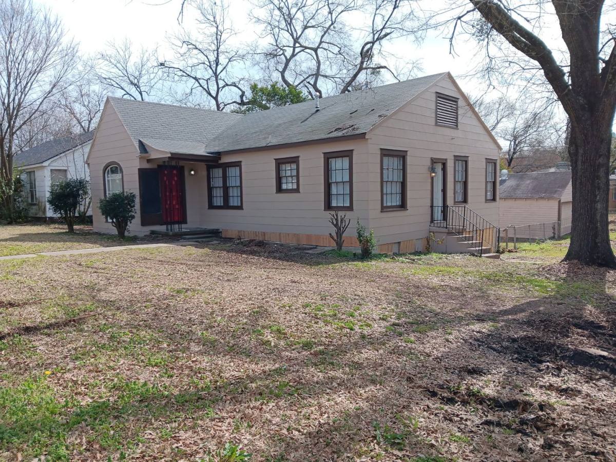 House for rent at 103 E Robinson, Shreveport, LA 71104