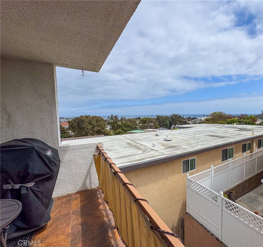 Condo for rent at 665 W 24th St #208, San Pedro, CA 90731