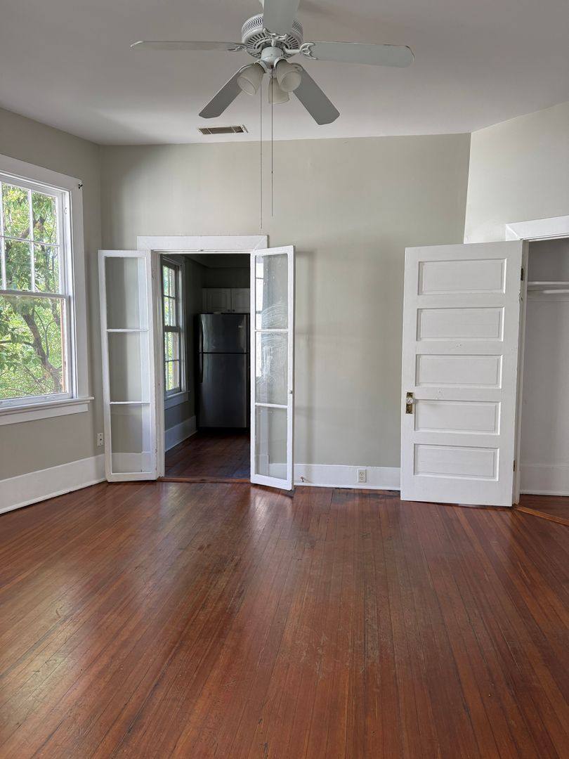 House for rent at 823 E Henry St, Savannah, GA 31401