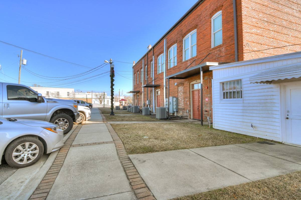 Apartment for rent at 164 N Louisville St, Harlem, GA 30814