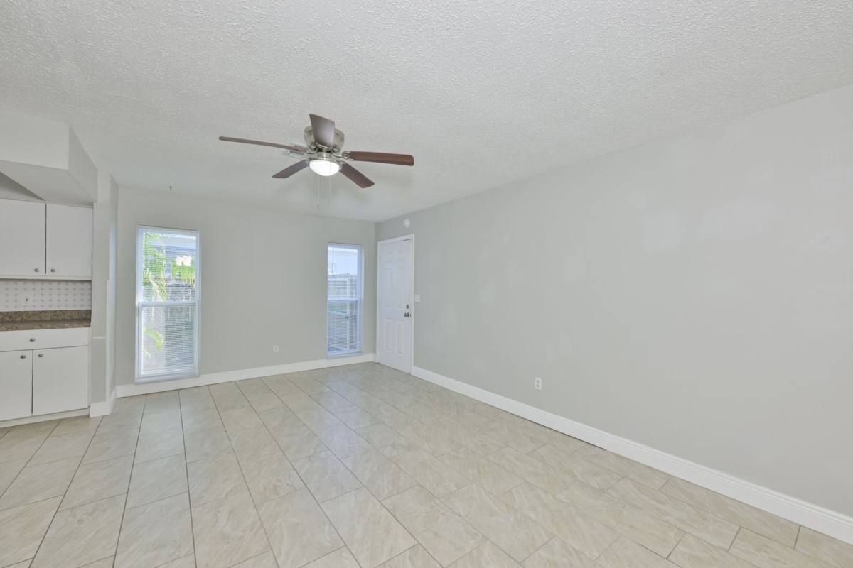 House for rent at 15616 Avalon Ave, Clearwater, FL 33760