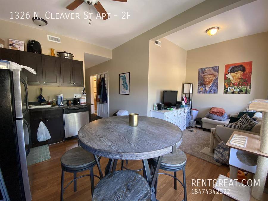 Apartment for rent at 1326 N Cleaver St #2F, Chicago, IL 60642