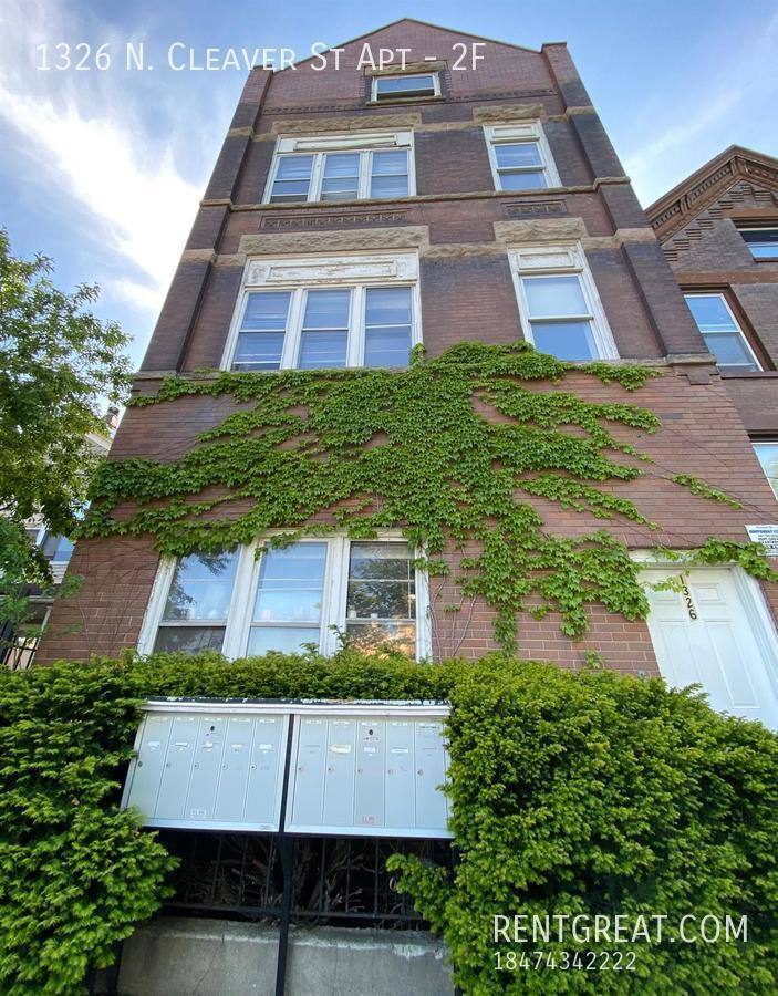 Apartment for rent at 1326 N Cleaver St #2F, Chicago, IL 60642