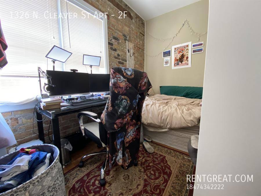 Apartment for rent at 1326 N Cleaver St #2F, Chicago, IL 60642