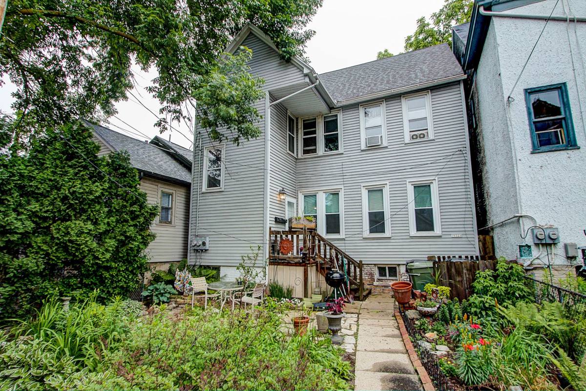 Apartment for rent at 1932A N Warren Ave, Milwaukee, WI 53202