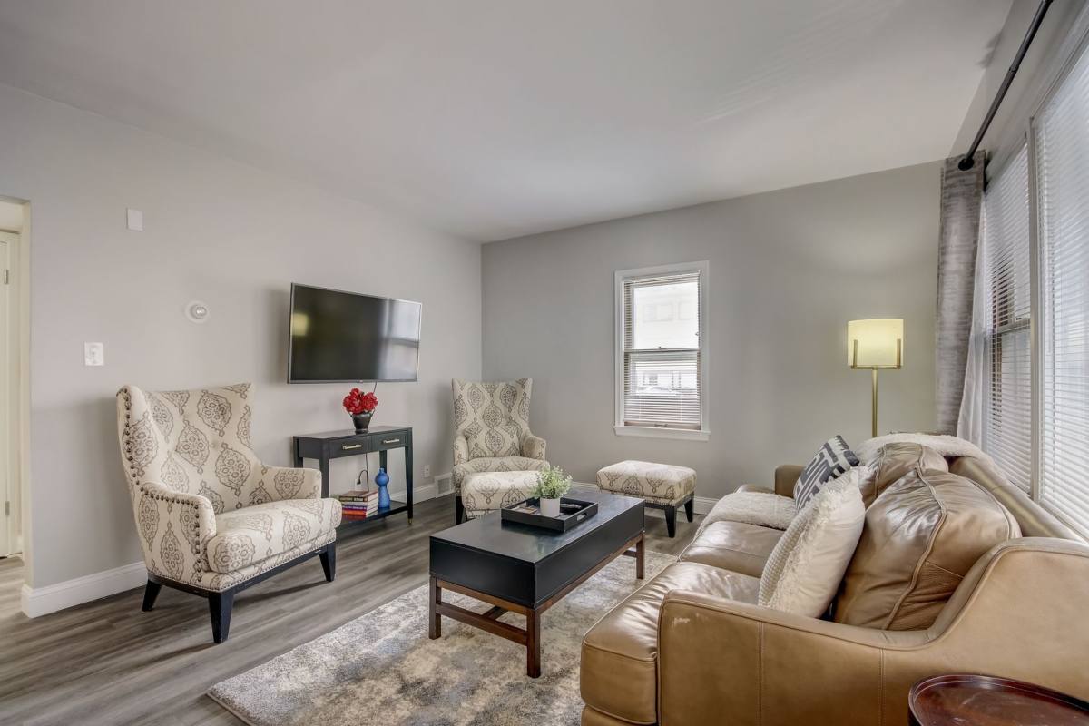 Apartment for rent at 1847-49 N Prospect Ave, Milwaukee, WI 53202
