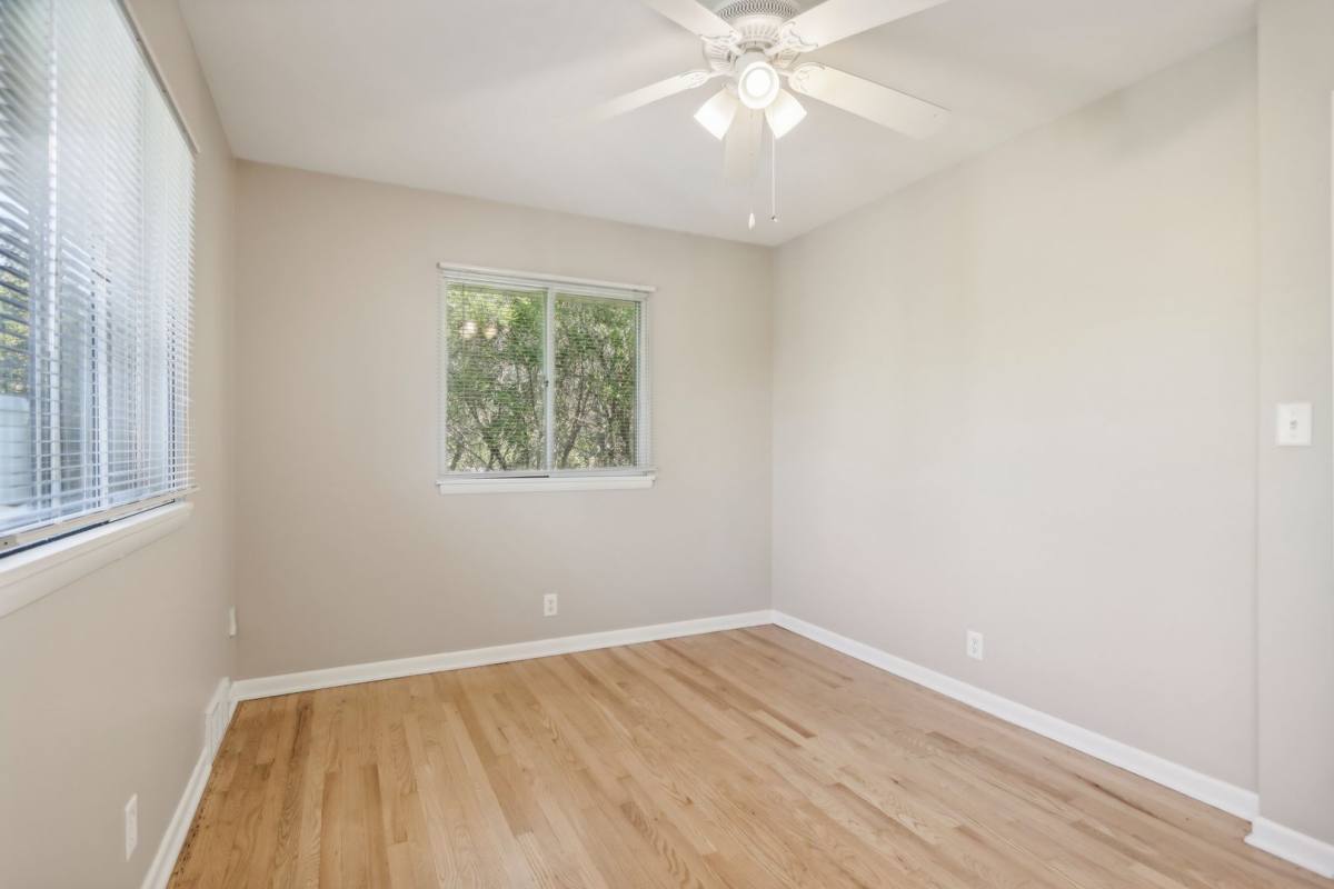 Apartment for rent at 5335 5345 N Mohawk Ave, Milwaukee, WI 53217