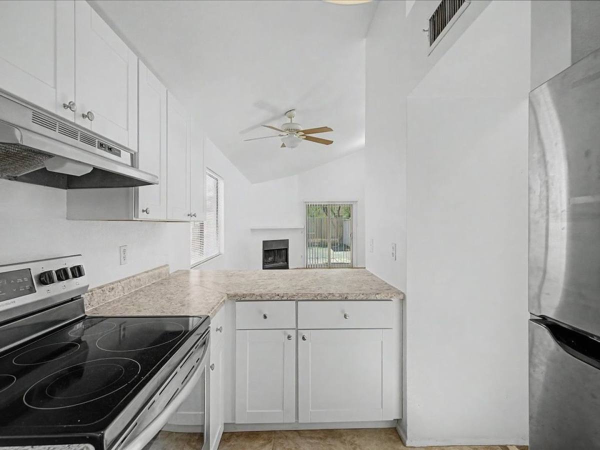 Apartment for rent at 5704 & 5706 E, Tucson, AZ 85711