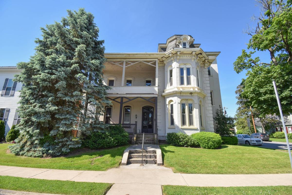 Apartment for rent at 120 W Church St, Lock Haven, PA 17745