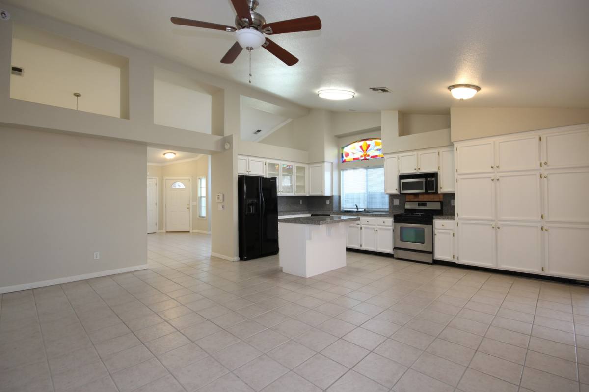 House for rent at 8767 Mesa Brook Way, Elk Grove, CA 95624