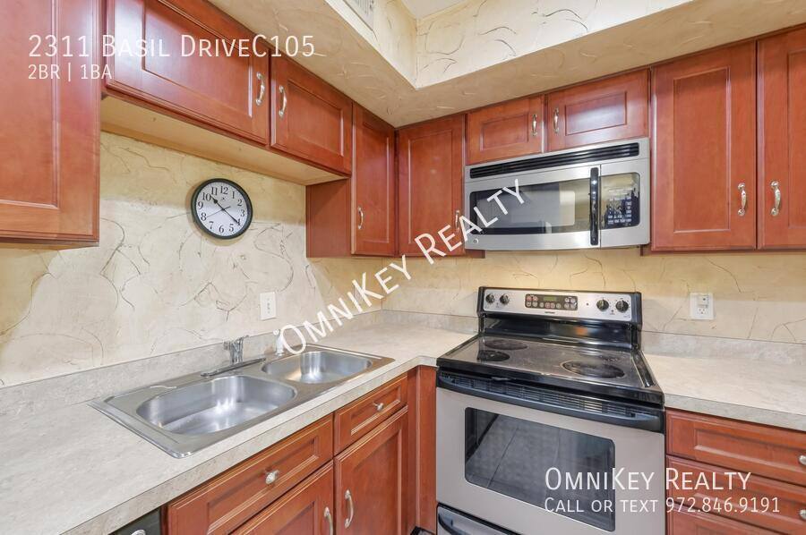 Condo for rent at 2311 Basil Drivec105, Arlington, TX 76006
