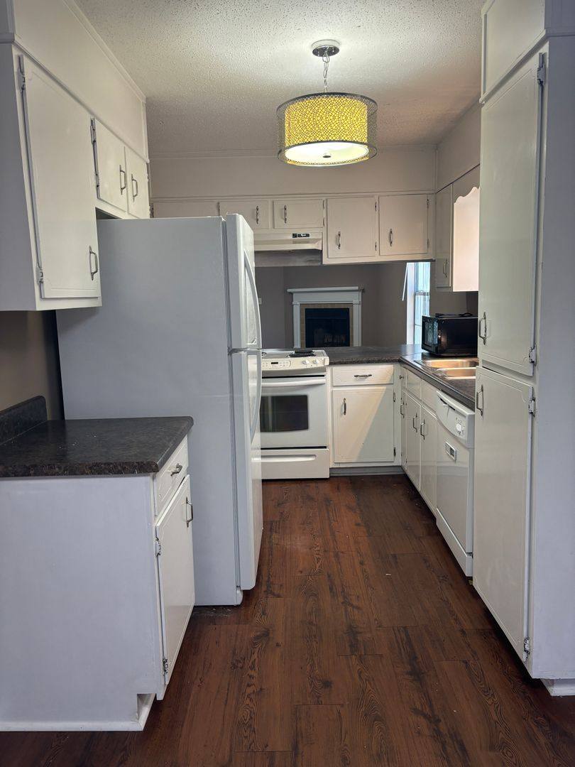 House for rent at 1500 Johnson Ave, Pensacola, FL 32514