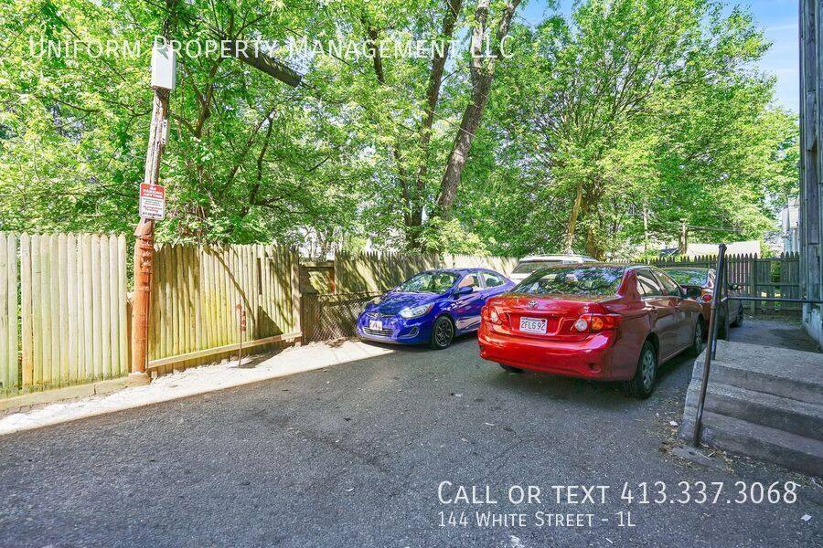 Apartment for rent at 144 White St #1L, Springfield, MA 01108