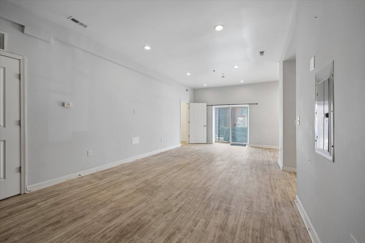 Apartment for rent at 980 N Marshall St #1, Philadelphia, PA 19123