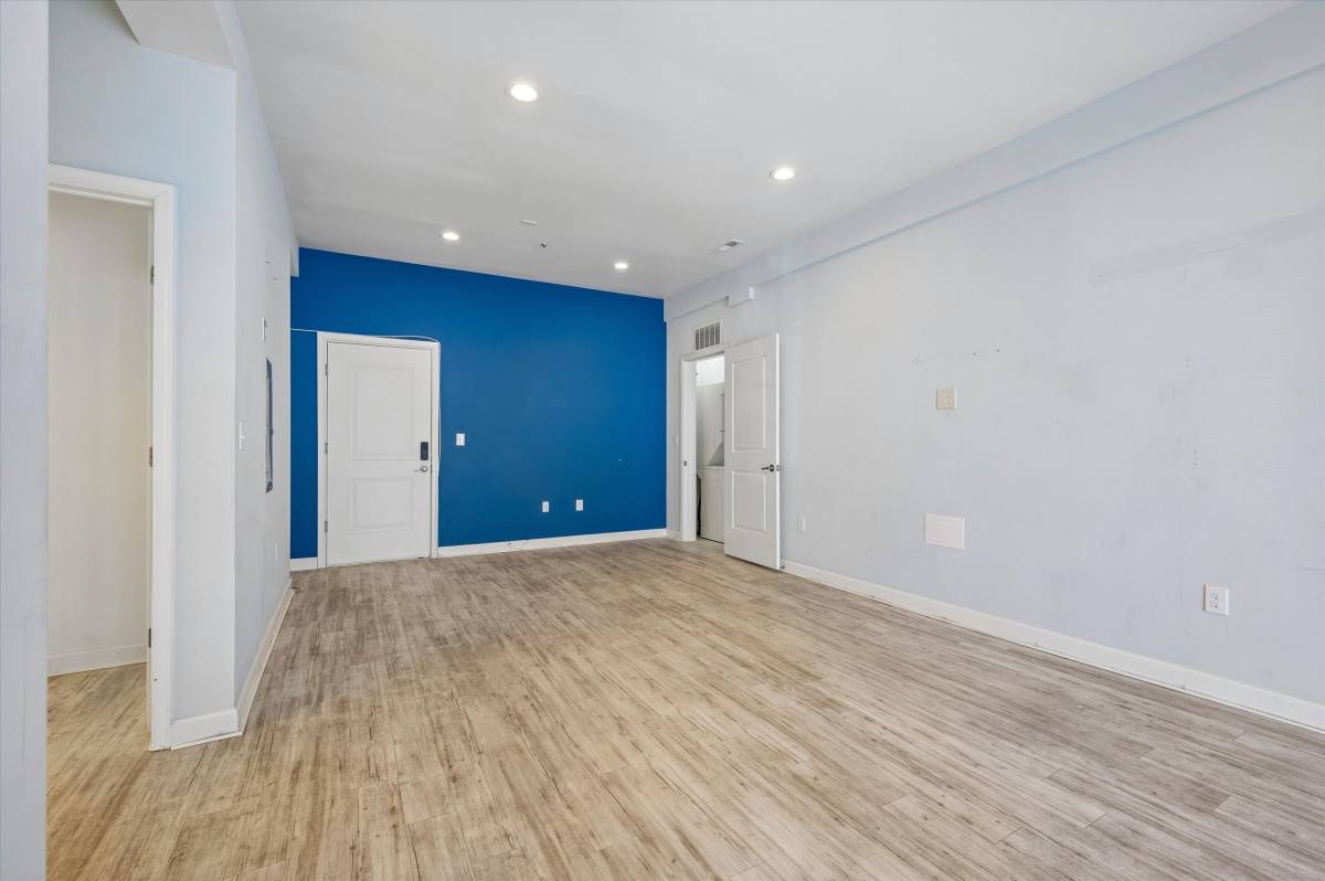 Apartment for rent at 980 N Marshall St #1, Philadelphia, PA 19123
