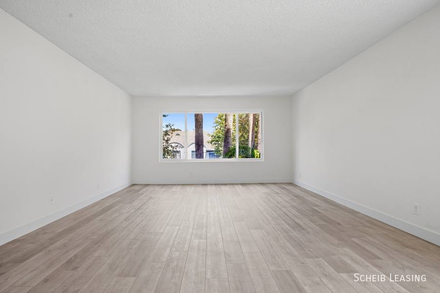 Apartment for rent at 221 S Reeves Dr #202, Beverly Hills, CA 90212