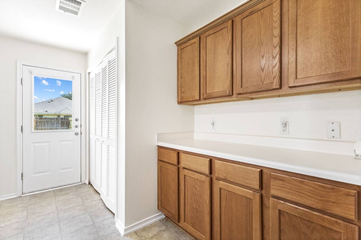 Condo for rent at 8519 Snakeweed Dr, Converse, TX 78109