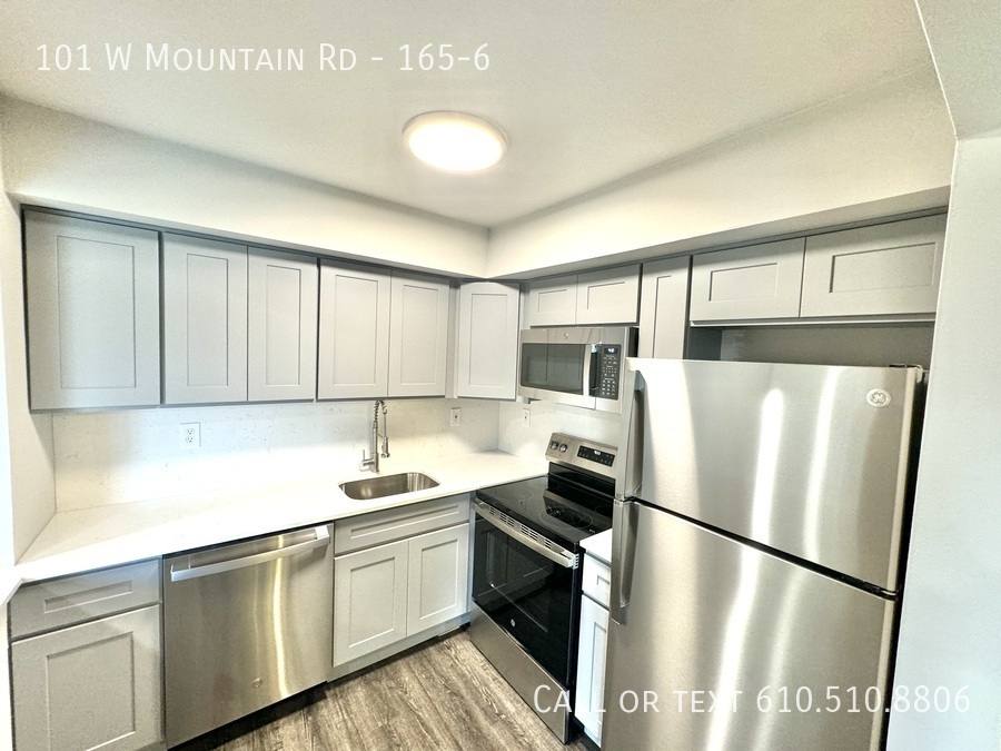 Apartment for rent at 101 W Mountain Rd #165-6, Allentown, PA 18103