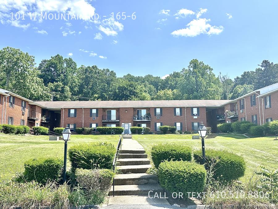 Apartment for rent at 101 W Mountain Rd #165-6, Allentown, PA 18103