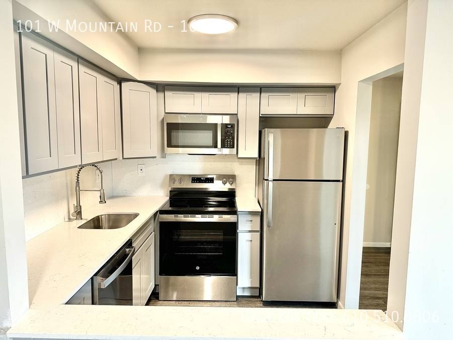 Apartment for rent at 101 W Mountain Rd #165-6, Allentown, PA 18103