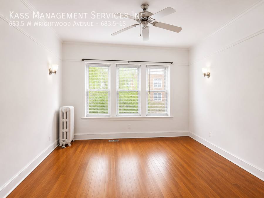 Apartment for rent at 6835 W Wrightwood Ave #1S, Chicago, IL 60614