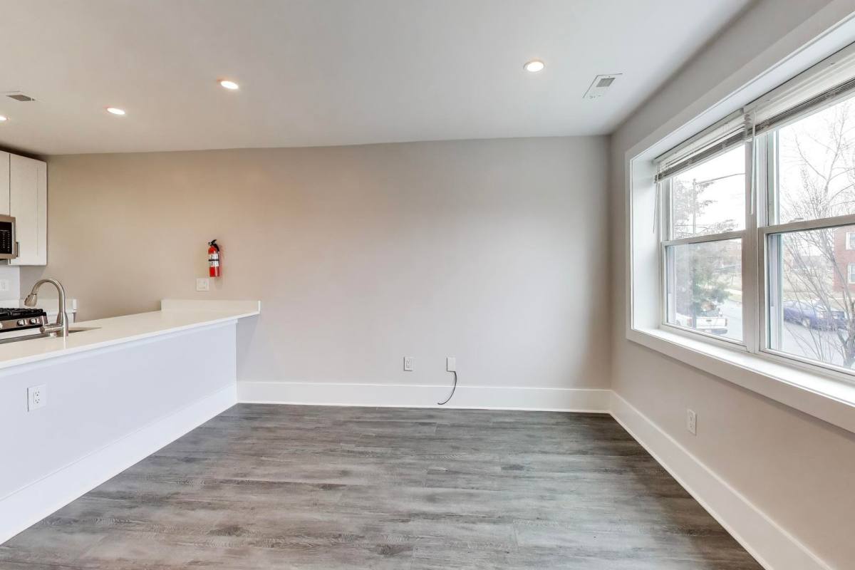 Apartment for rent at 924 19th St NE, Washington, DC 20002