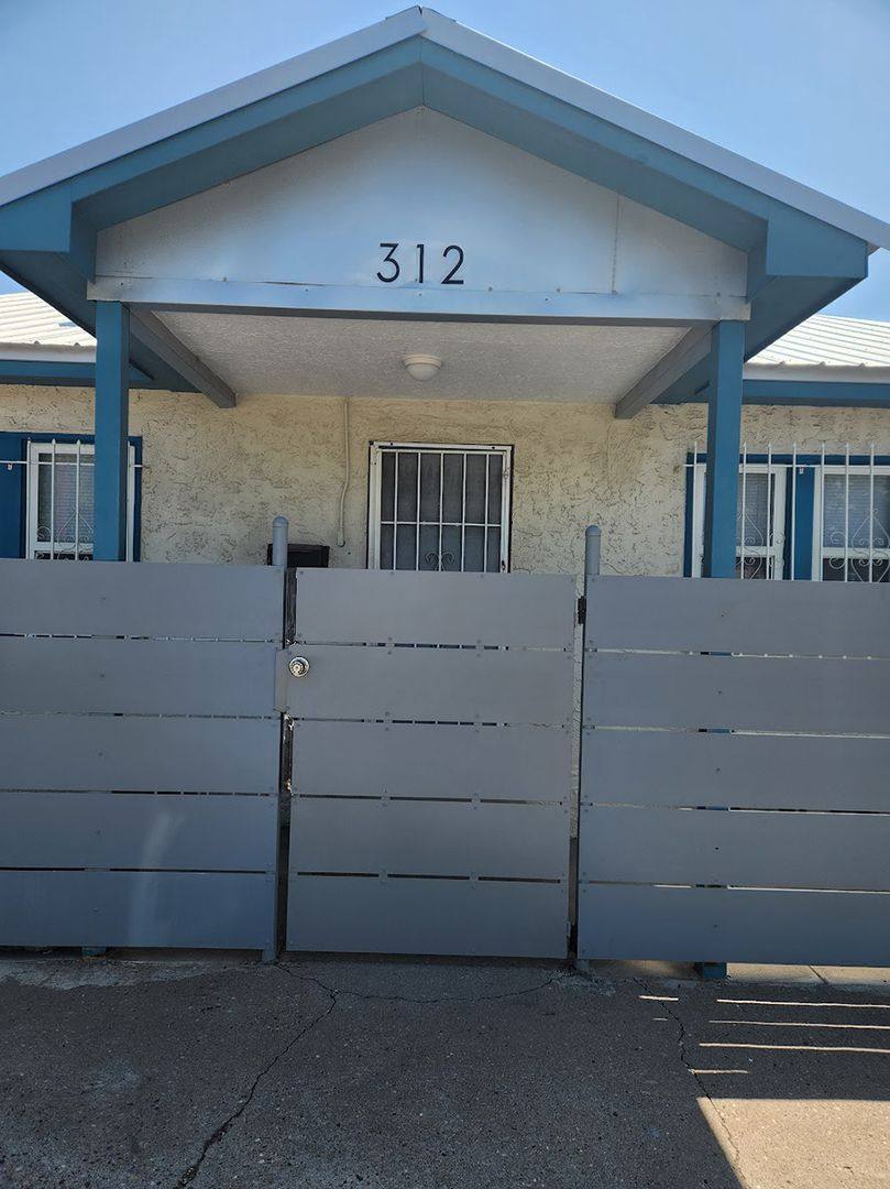 Apartment for rent at 312 Vassar SE, Albuquerque, NM 87106