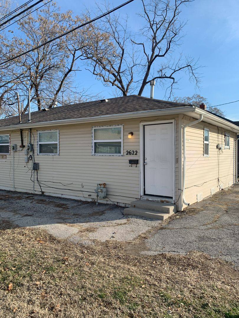 Apartment for rent at 2715 W 42nd Ave, Kansas City, KS 66103