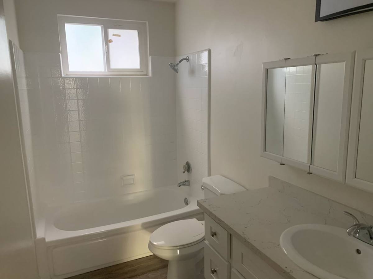 Apartment for rent at 569 E Palm Ave, Burbank, CA 91501