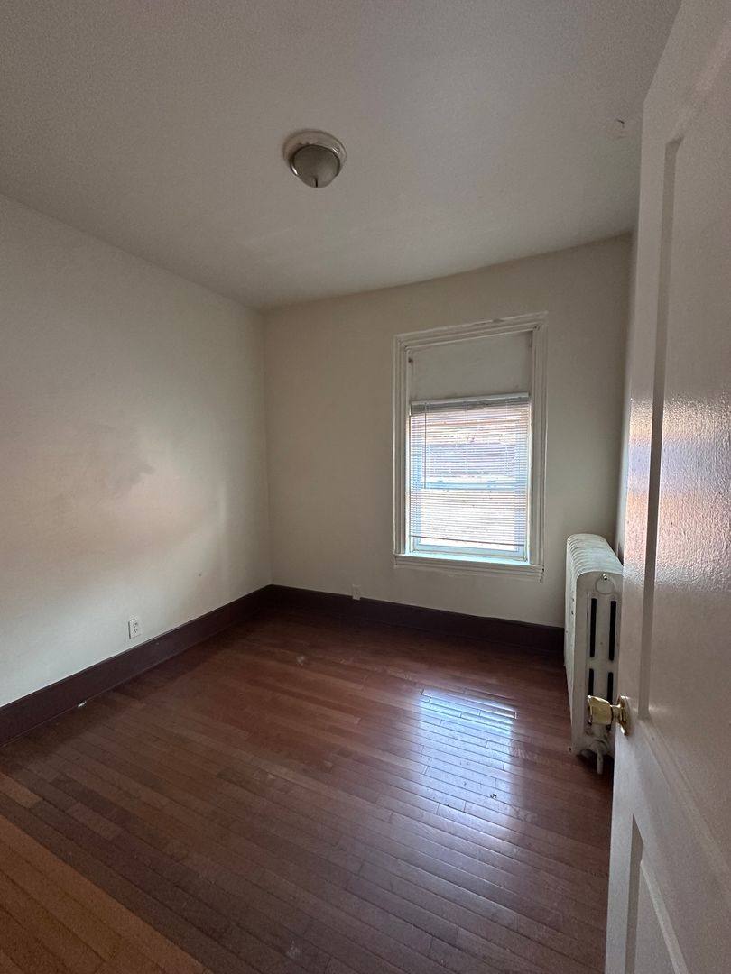 Apartment for rent at 238 S 6th St, Reading, PA 19602