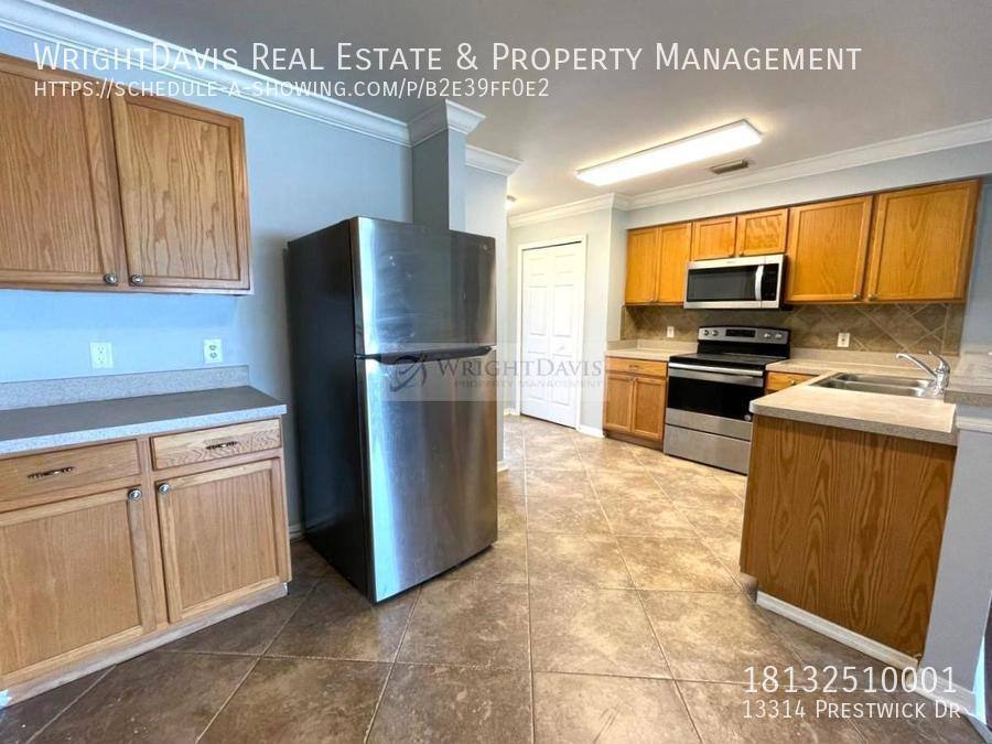House for rent at 13314 Prestwick Dr, Riverview, FL 33579