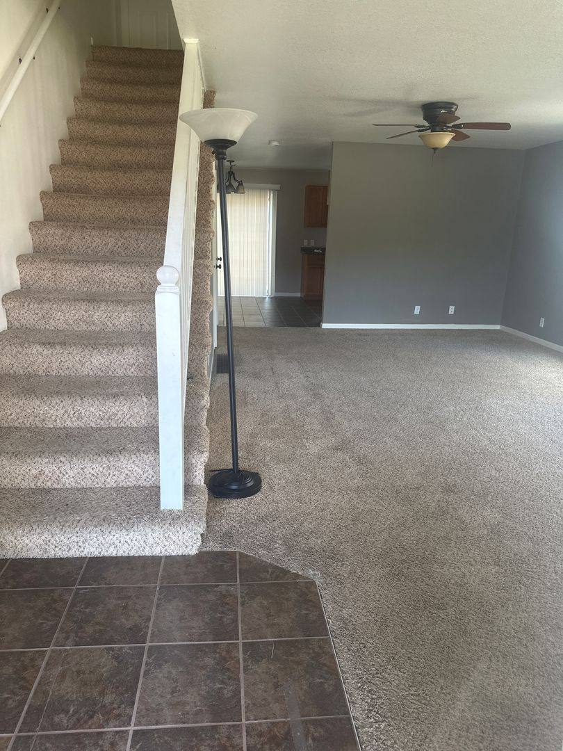 Townhouse for rent at 324 N 10th St, Fort Dodge, IA 50501