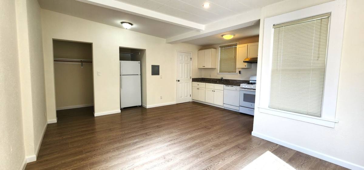 Apartment for rent at 1645 Irving St, San Francisco, CA 94122
