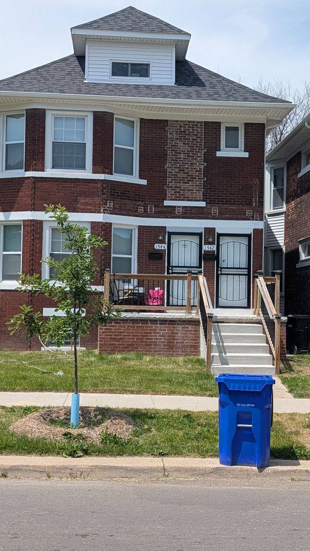 Apartment for rent at 1542 W Euclid, Detroit, MI 48206