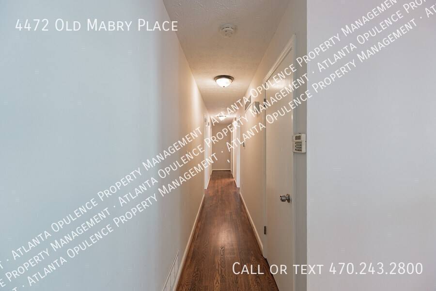 House for rent at 4472 Old Mabry Place, Roswell, GA 30075