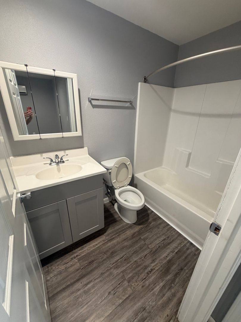 Apartment for rent at 2301 Texas Ave, Joplin, MO 64804