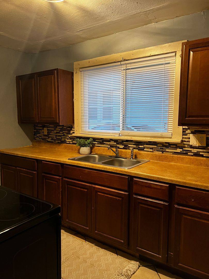 House for rent at 1613 E Park Place, Oklahoma City, OK 73117