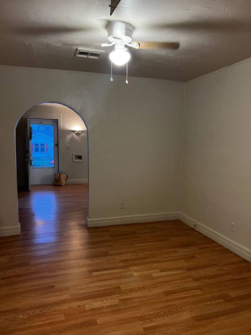 House for rent at 1613 E Park Place, Oklahoma City, OK 73117