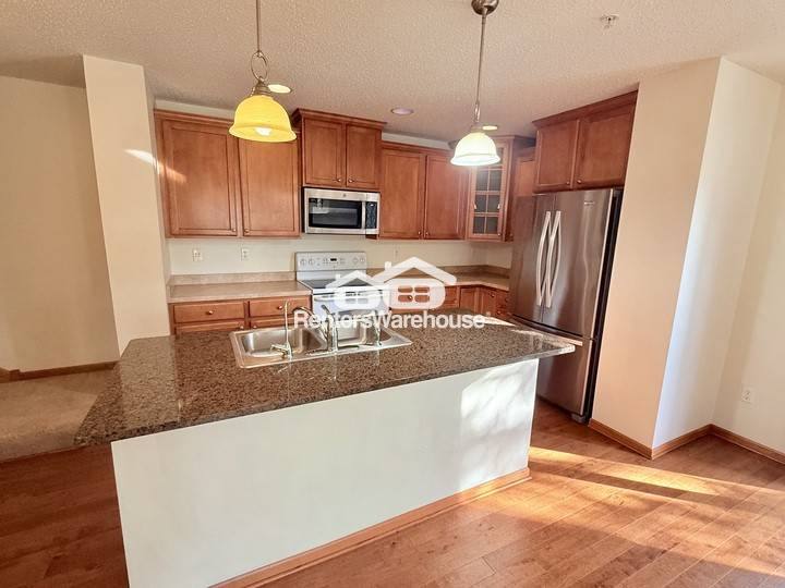 Townhouse for rent at 15375 60th Ave N, Minneapolis, MN 55446