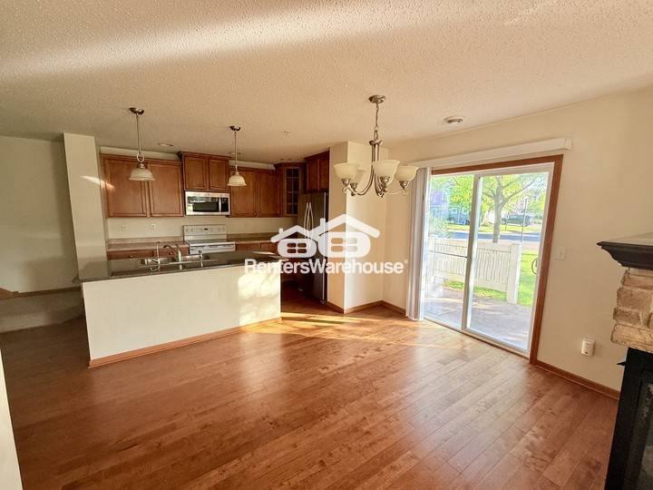 Townhouse for rent at 15375 60th Ave N, Minneapolis, MN 55446